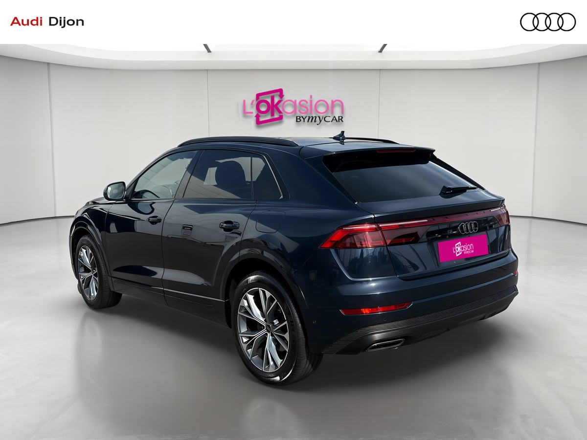 Audi Q8 55 TFSI e 394 Tiptronic 8 quattro — photo 3