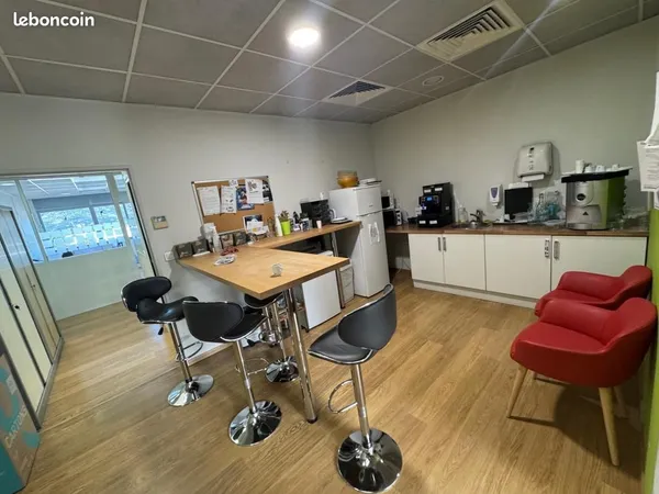 Bureaux 460 m²