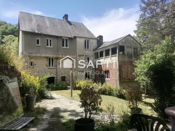 ? Maison atypique 130 m² - Terrain avec rivière - Mortain (50)