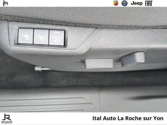 Jeep Avenger electrique 156ch 115kw summit — photo 12