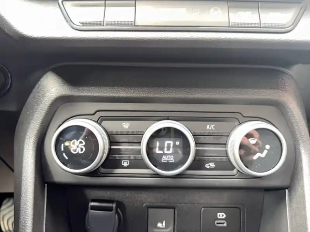 Dacia Sandero tce 90 gsr2 — photo 32
