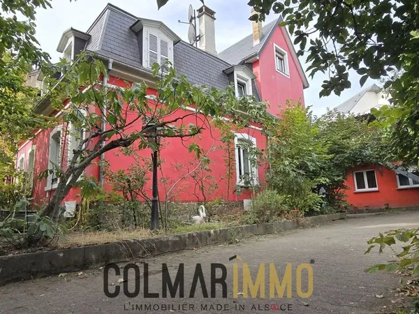 Immeuble 12 pièces 295 m²