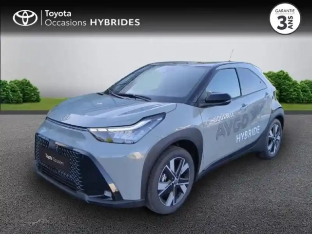 Toyota Aygo X 116h graphic