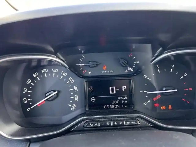 Citroën C3 Aircross puretech 130 s&amp;s eat6 — photo 3