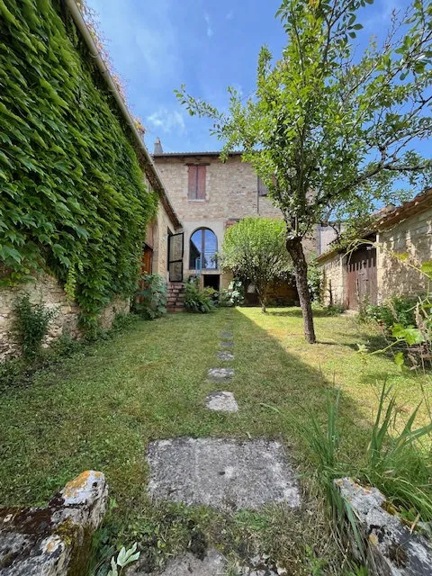 Photo 15