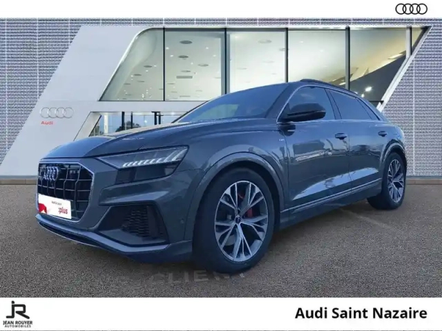 Audi Q8 55 tfsi e 381 tiptronic 8 quattro