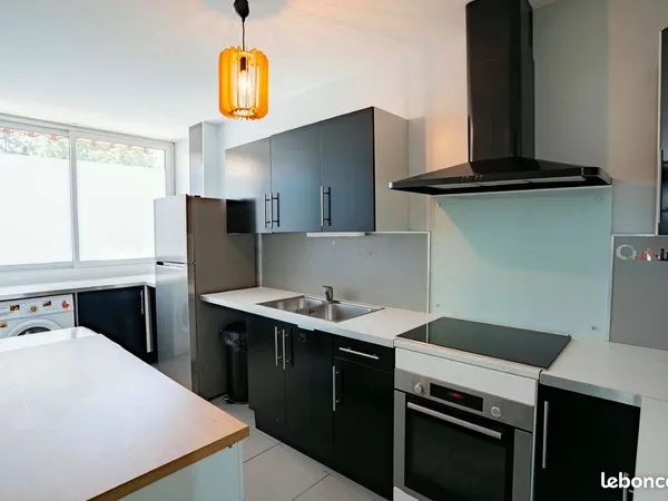 Appartement T3 - 60 m² - RDC surélevé - avec cave à Pertuis