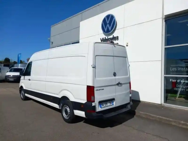 Volkswagen Crafter fg 35 l4h3 2.0 tdi 140ch business traction bva8 — photo 3