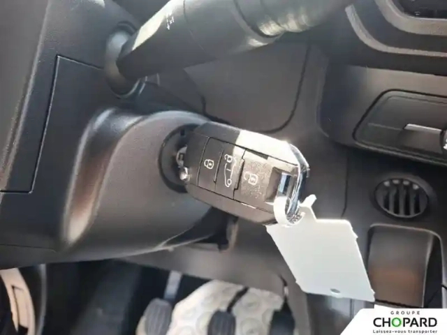 Peugeot Partner fgn diesel 100 ch m charg ut maj manuelle — photo 12