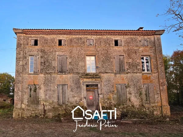 Belle propriété rurale à réinventer sur 5 000 m2 de terrain