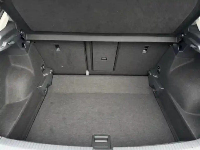 Volkswagen T-Roc 1.5 tsi evo 150ch style dsg7 — photo 29