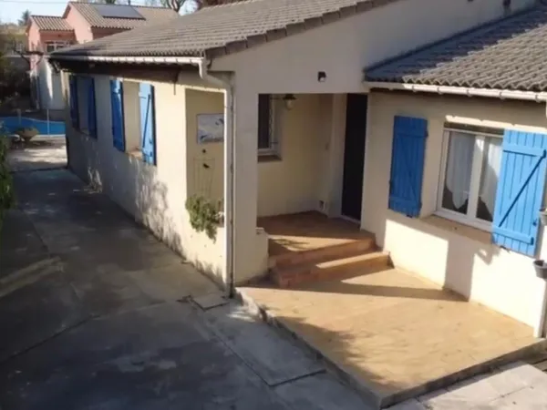 Maison individuelle de plain-pied avec piscine et logement indépendant -PROCHE CASTELNAUDARY