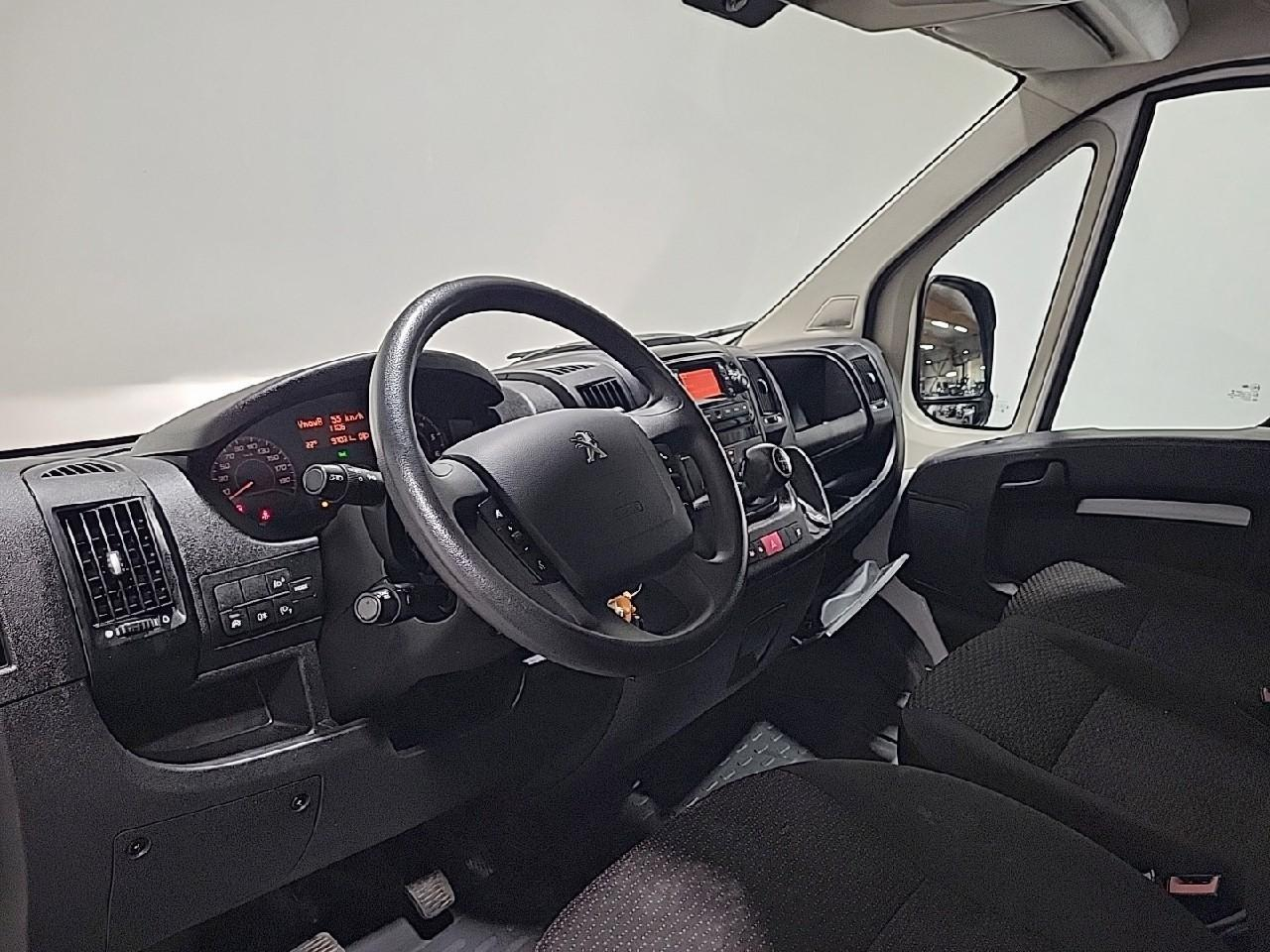 Peugeot Boxer tole 3.3 t l2h2 bluehdi 140 s&s bvm6 — photo 9