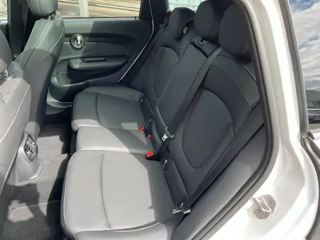 Mini Mini clubman cooper d 150ch edition premium plus bva8 — photo 7