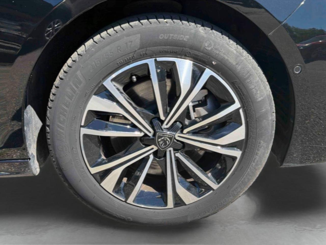 Peugeot 508 plug-in hybrid 225 allure e-eat8 + cuir / toit ouv — photo 21