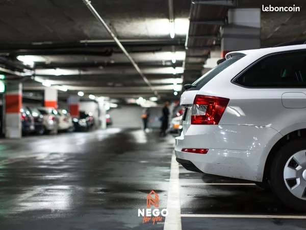 Parking/box ANGERS