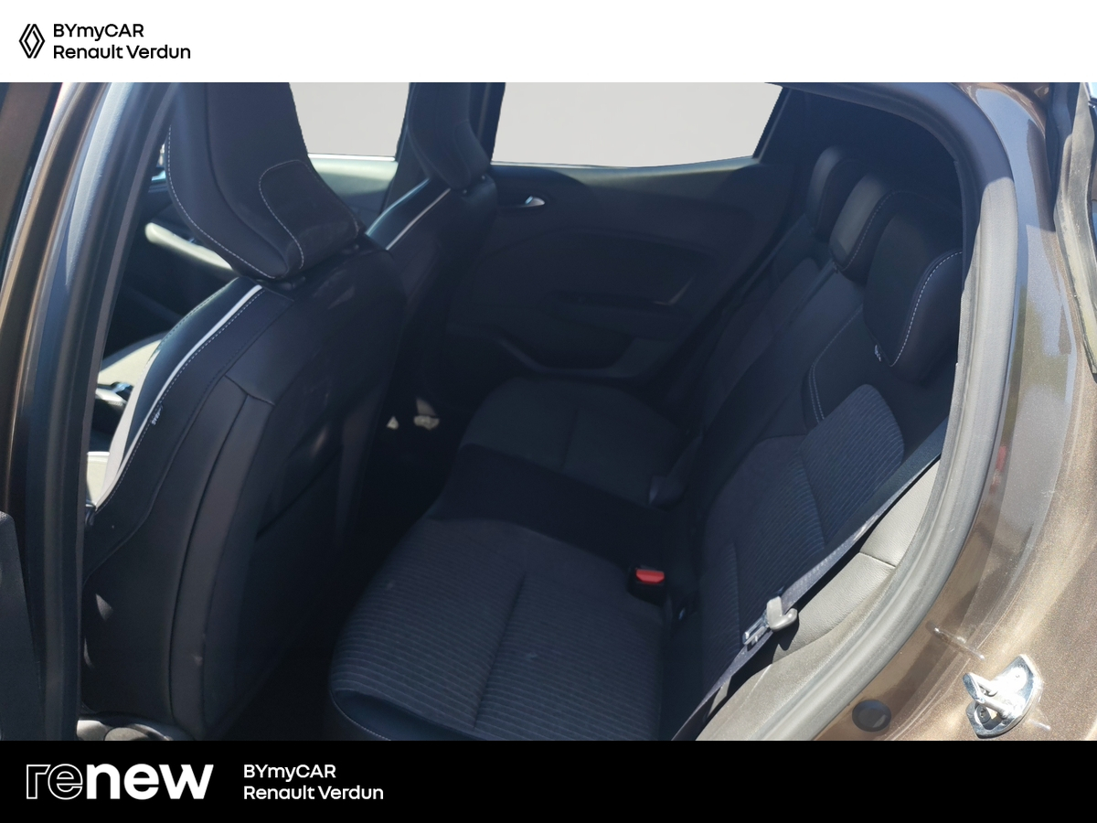 Renault Clio Blue dCi 115 — photo 12