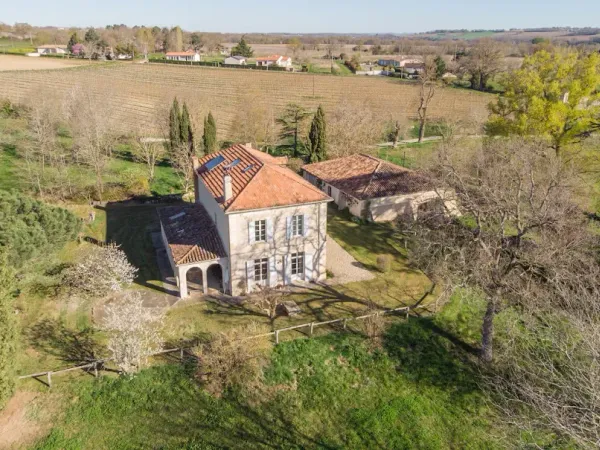 Propriété 8 pièces 228 m²