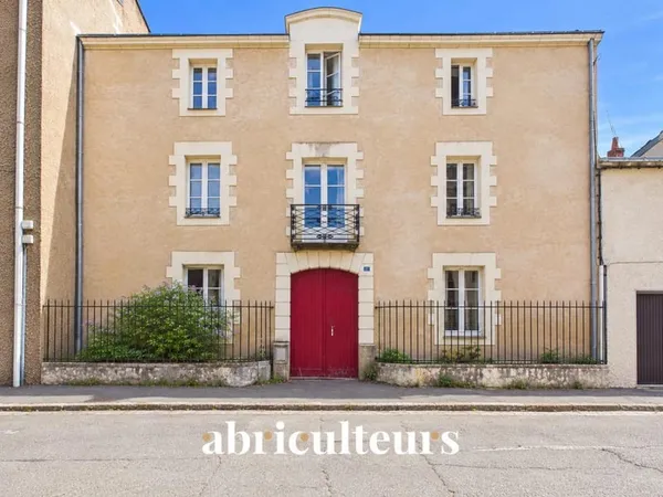 Immeuble de 12 lots à vendre en plein coeur du quartier Saint-Donatien, à Nantes (44000)