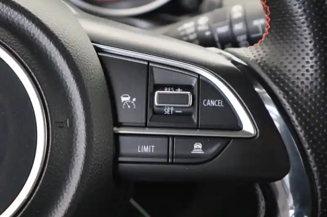 Suzuki Swift sport 1.4 boosterjet hybrid — photo 63