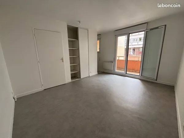 Vends studio rue de l'Oradou