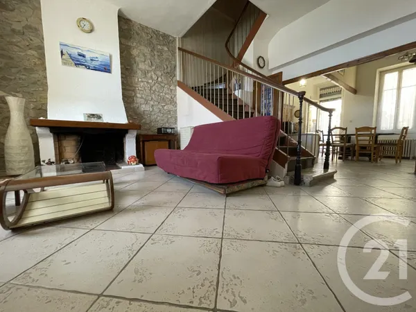 Maison 5 pièces 146 m²