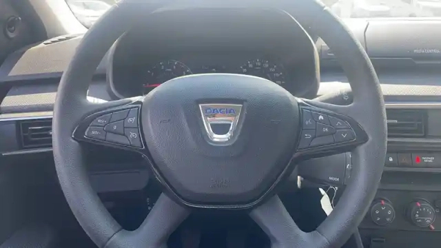 Dacia Sandero sce 65 — photo 3