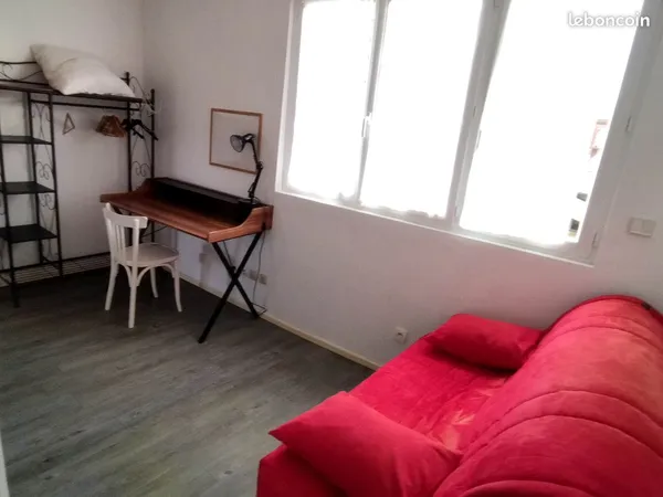 Studio 15m² Proche gare meublé