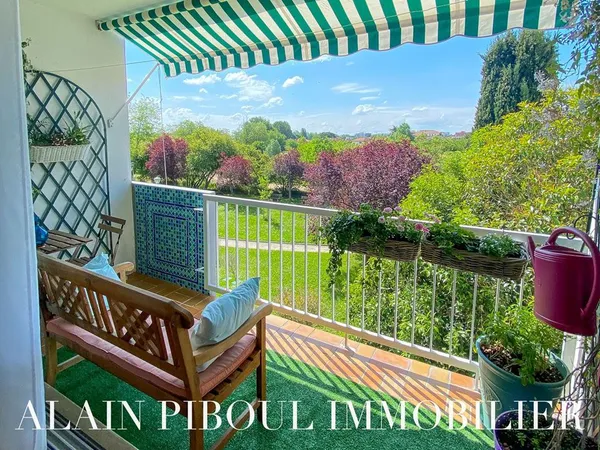 Appartement - 97.5m ²