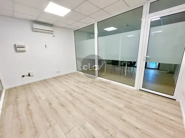 Bureaux de 15 m² 69330 MEYZIEU