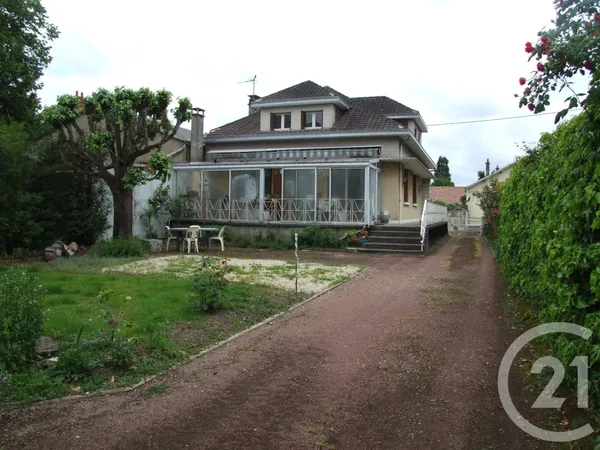 Maison 5 pièces 136 m²
