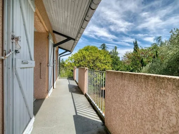 Maison 11 pièces 290 m²