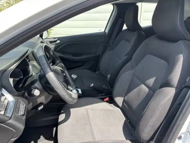 Renault Clio tce 90 — photo 4
