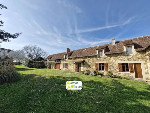 Maison 10 pièces 284 m²