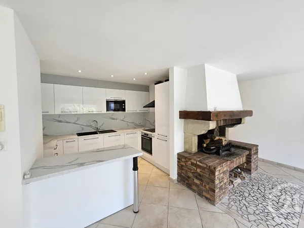Appartement 3 pièces 77 m²