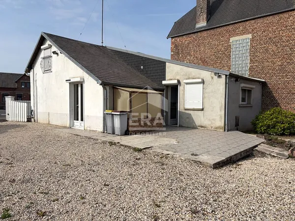 15 Minutes de CHAUNY, bourg tous commerces