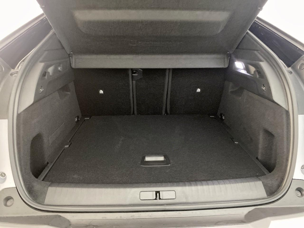 Peugeot 3008 hybrid 145 e-dcs6 gt — photo 6