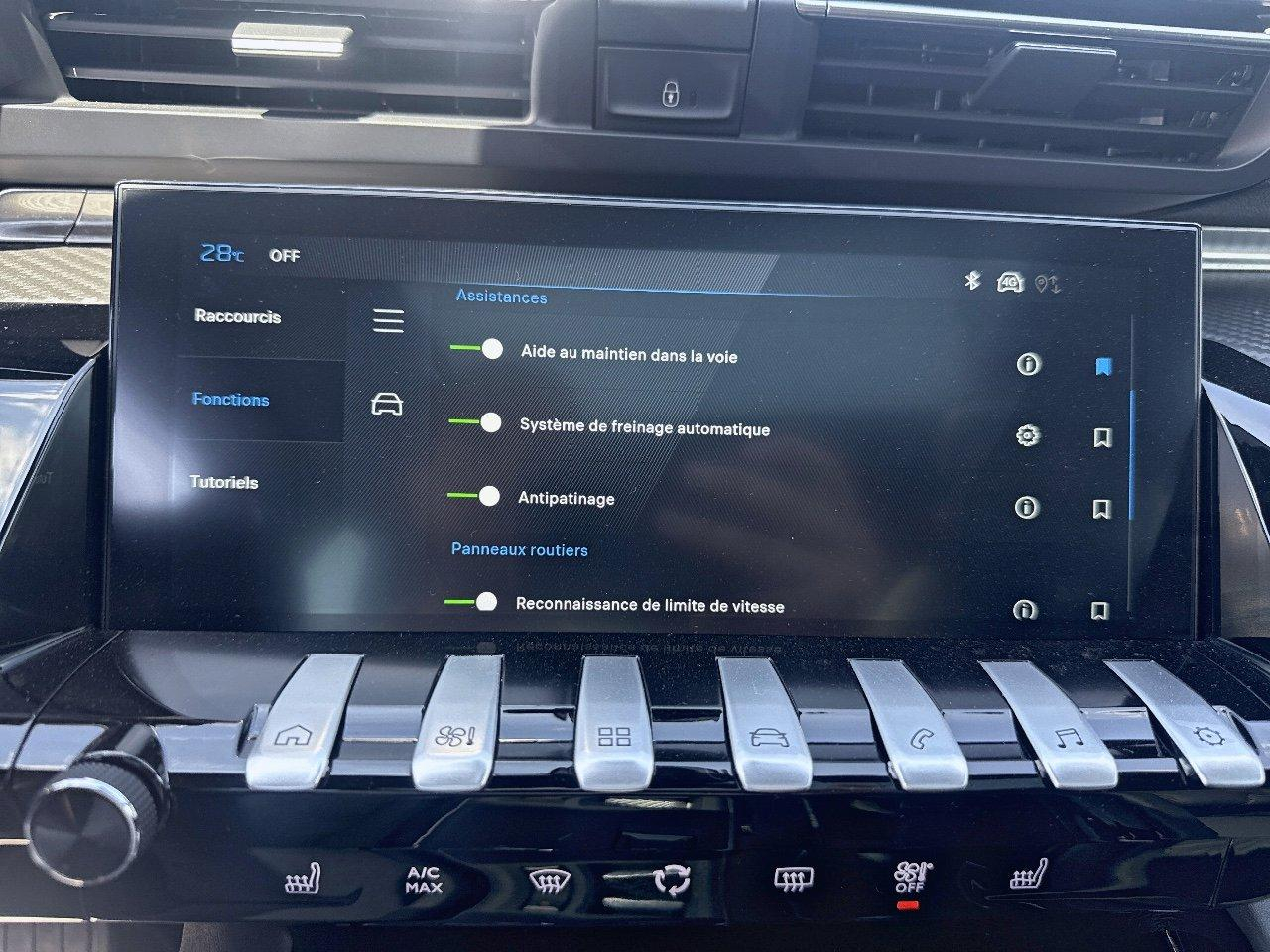 Peugeot 508 sw hybrid 225ch allure e-eat8 — photo 12