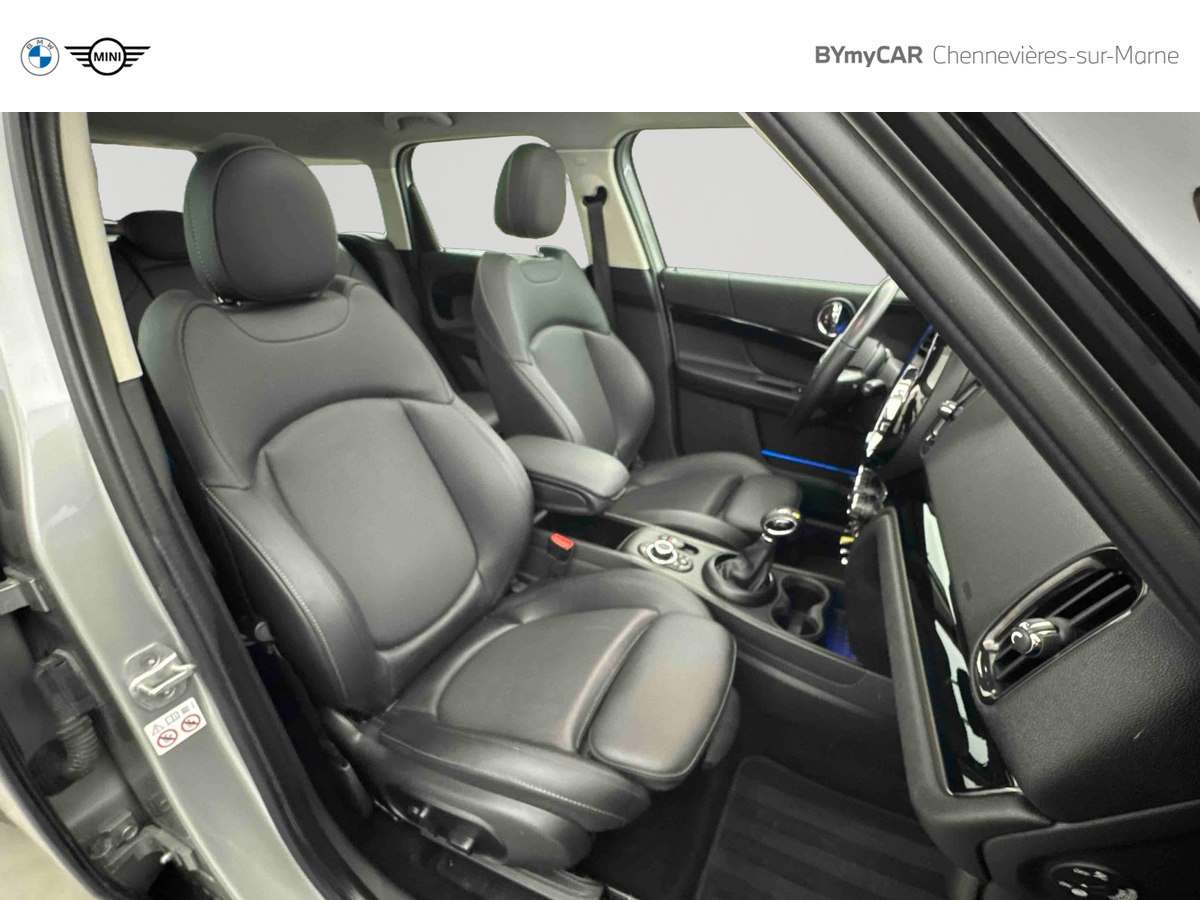 Mini Countryman 125 - 95 ch ALL4 BVA6 — photo 14