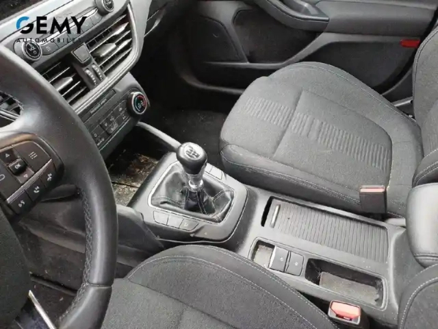 Ford Focus 1.0 ecoboost 125 s&amp;s — photo 12