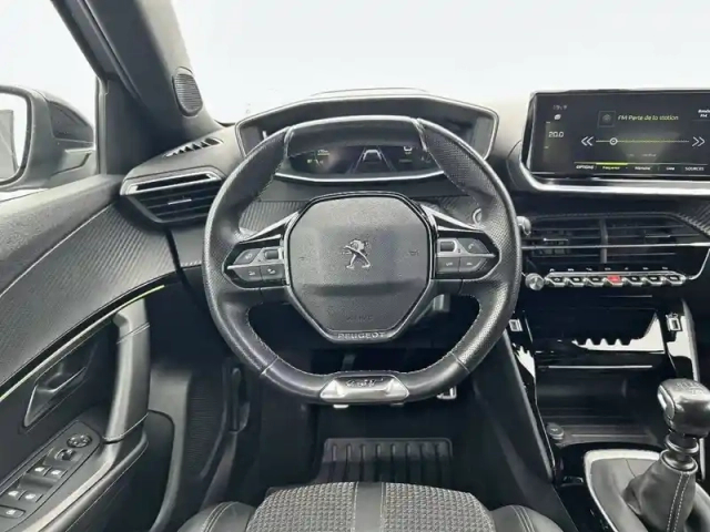 Peugeot 2008 puretech 130 s&amp;s bvm6 — photo 9