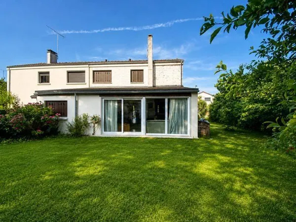 Maison 5 pièces 120 m²
