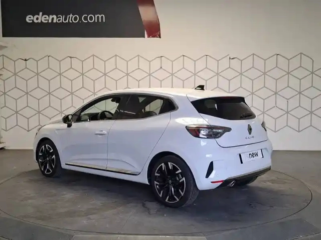 Renault Clio tce 90 ch gsr2 — photo 3