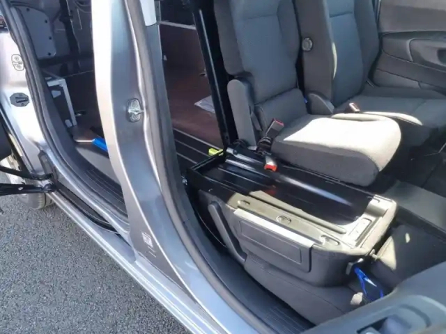 Citroën Berlingo van m 650kg bluehdi 130 s&amp;s eat8 — photo 29