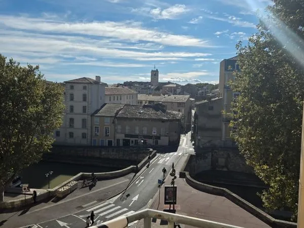 Appartement d exception avec vue panoramique sur le canal
