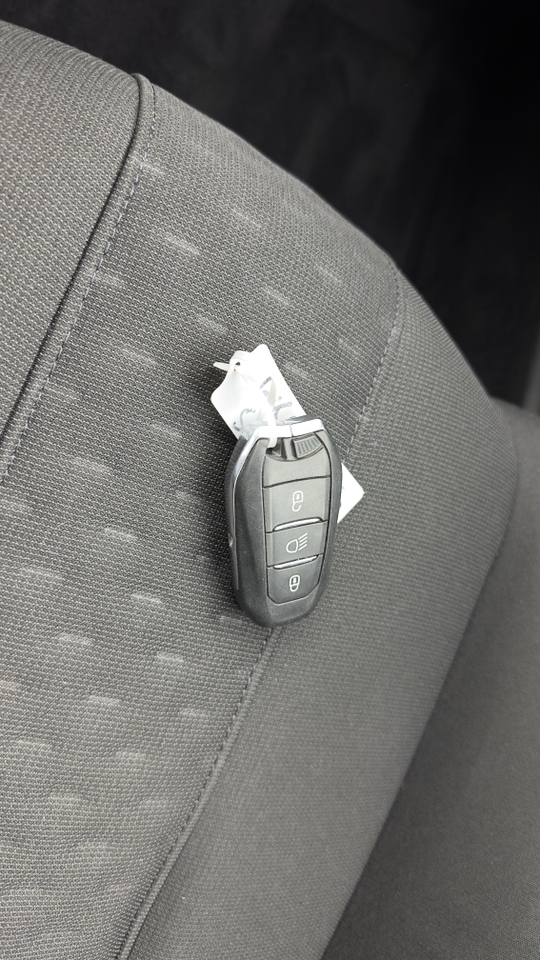 Peugeot 508 SW Hybrid 225 e-EAT8 — photo 38