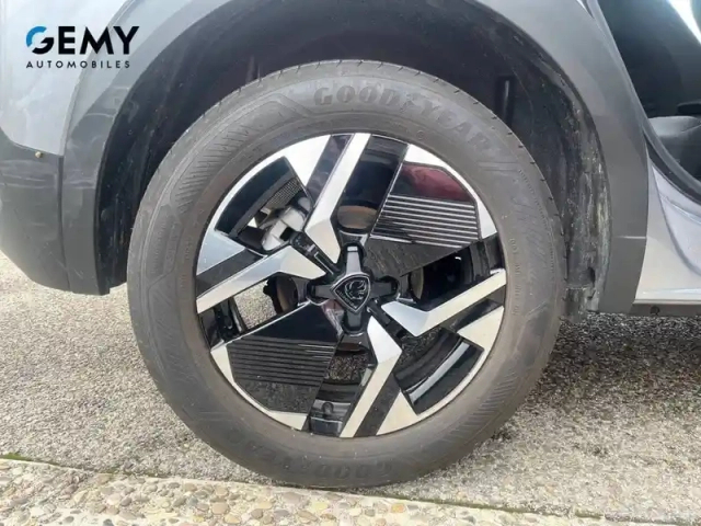 Peugeot 2008 puretech 100 s&amp;s bvm6 — photo 11