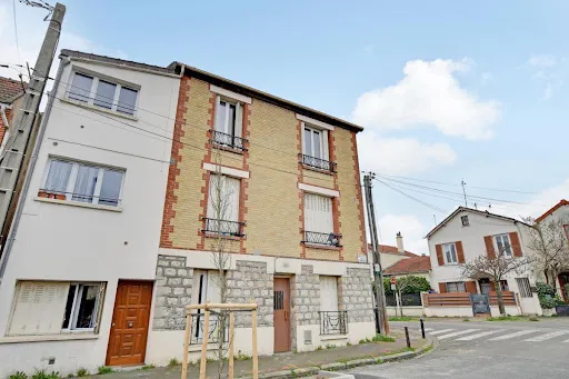 Propriété 13 pièces 220 m²
