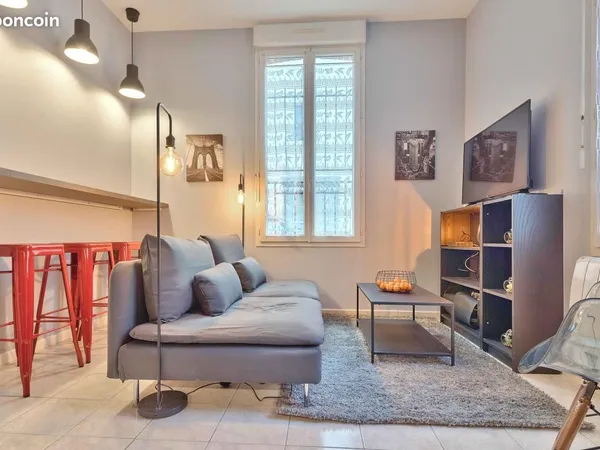 Chambre 5 pièces 66 m²