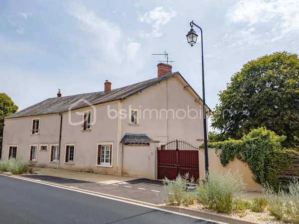 Maison 10 pièces 205 m²